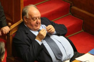 Πάγκαλος μαινόμενος…
