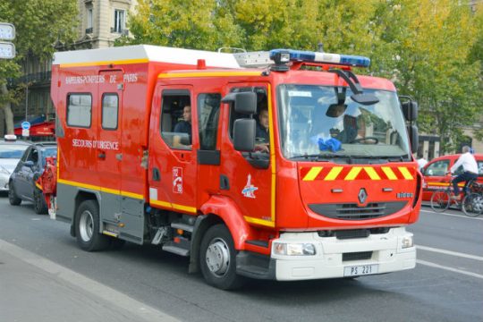 Δύο γυναίκες και δύο παιδιά νεκρά από φωτιά σε παρισινό προάστιο