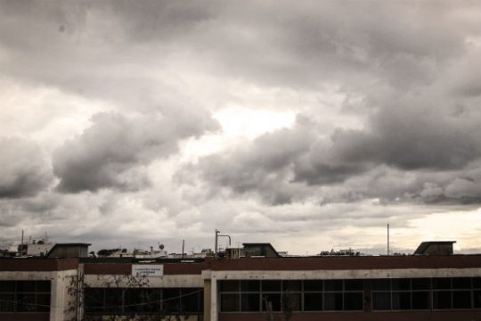 Αυξάνονται διαχρονικά τα σύννεφα πάνω από την Αθήνα