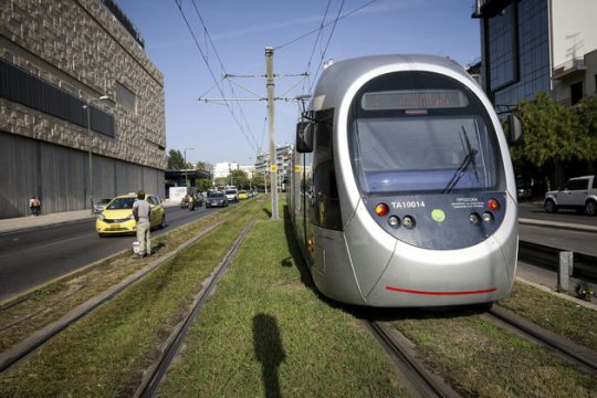 Διάλεξε το χρώμα των νέων συρμών του Τραμ