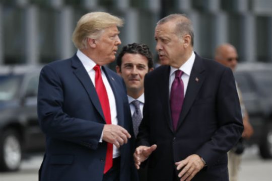 Ετοιμάζει βαλίτσες για Τουρκία ο Τραμπ