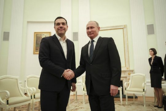Επαφές Τσίπρα στη Μόσχα για «ξεπάγωμα» των σχέσεων