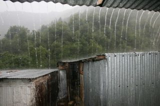 Η Βουλή και οι χειμερινές βροχοπτώσεις