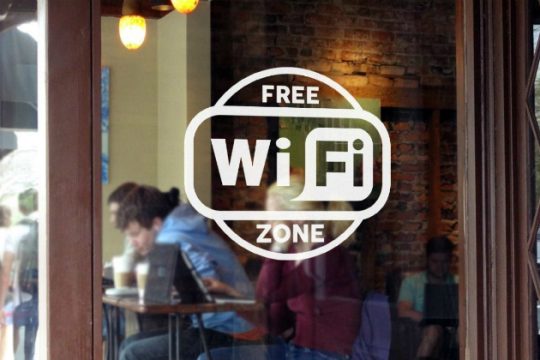 Κρήτη: Οι δήμοι που θα λάβουν δωρεάν wifi σε δημόσιους χώρους