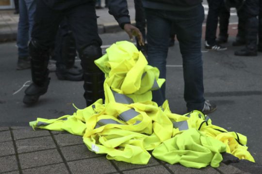 Ακροδεξιό… γιλέκο