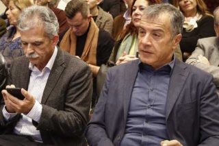 Το Ποτάμι κάνει νερά;