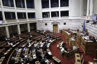 «Αποστασία» ή επιστροφή στην κανονικότητα;