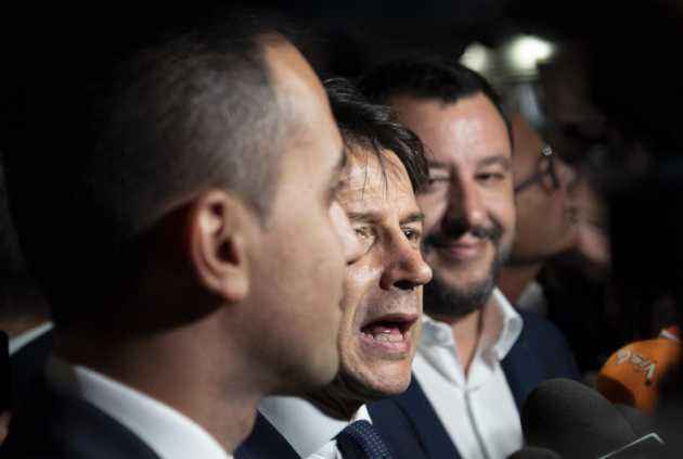 Κατρακύλα της Ιταλίας σε κατάταξη των δημοκρατιών