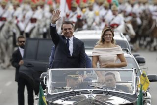Ξημέρωσε η χρονιά του σκότους για τη Βραζιλία