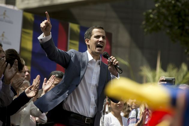 Παγκόσμιο γαϊτανάκι γύρω από το Καράκας