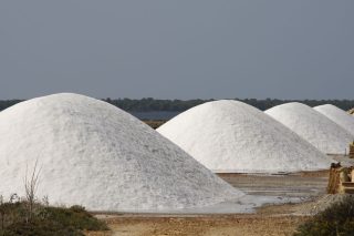 Η δίψα της ανθρωπότητας παράγει επικίνδυνο αλάτι