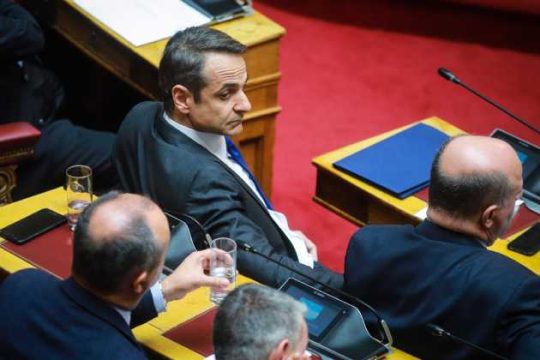 Ο Μητσοτάκης δεν δεσμεύεται για προσλήψεις εκπαιδευτικών