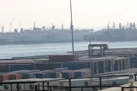 Κατασχέθηκαν πάνω από 14 τόνοι ακατάλληλων τροφίμων