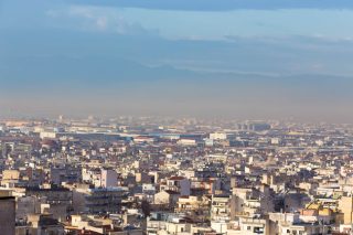 Κάτι μυρίζει άσχημα στον Εύοσμο…