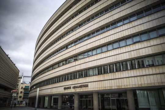 Παράταση για την πώληση της Εθνικής Ασφαλιστικής