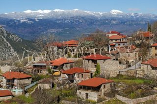 Από τα έγκατα της Γης στα έλατα της Βάργιανης