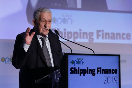 «Ξεκλειδώνουν» σημαντικές επενδύσεις σε 10 λιμάνια