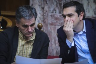 Διέξοδος στις αγορές χωρίς πανηγυρισμούς
