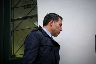 Απαγορεύεται η έξοδος από τη χώρα για τον Ν. Μανιαδάκη