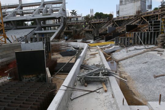 Ξεκίνησαν πάλι τα έργα στο γήπεδο της ΑΕΚ