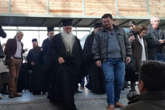 Ένοχος για το «φτύστε τους» ο Αμβρόσιος