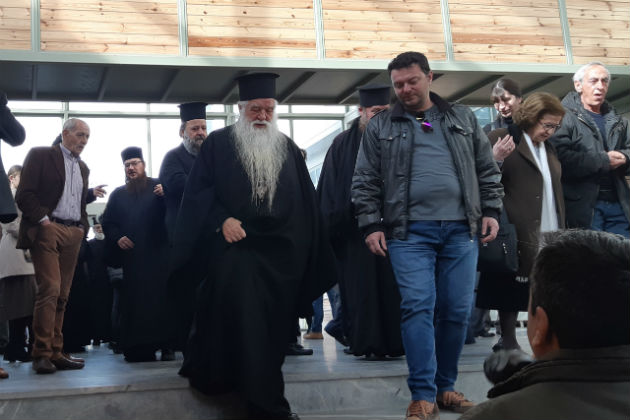 Ένοχος για το «φτύστε τους» ο Αμβρόσιος