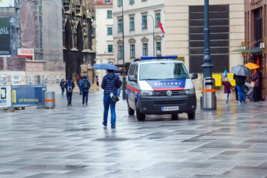 Αποφυλακίζεται ο γνωστότερος νεοναζί της Αυστρίας