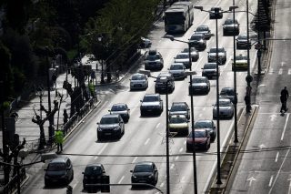 Τελευταία ημέρα για τέλη κυκλοφορίας και πινακίδες