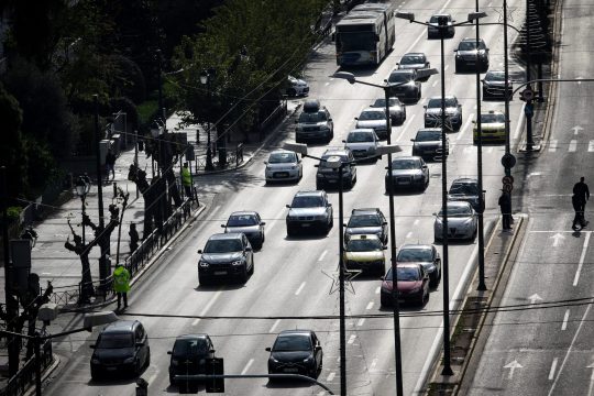 Τελευταία ημέρα για τέλη κυκλοφορίας και πινακίδες