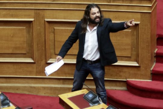 Γυρίζει… στον τόπο του εγκλήματος