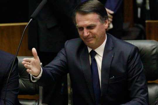 Σε εφαρμογή το δόγμα Μπολσονάρο για στρατιωτικές περιπολίες στις πόλεις