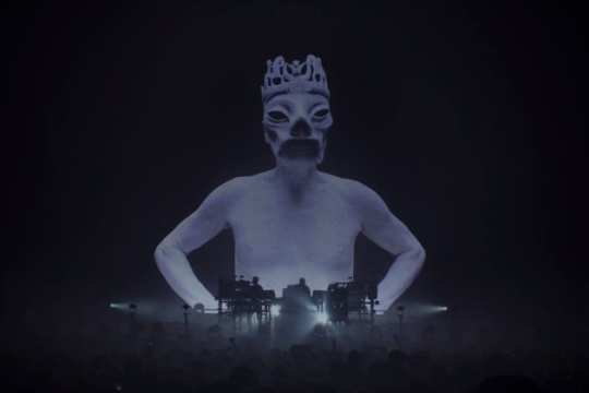 Η «δυστοπική» επιστροφή των Chemical Brothers