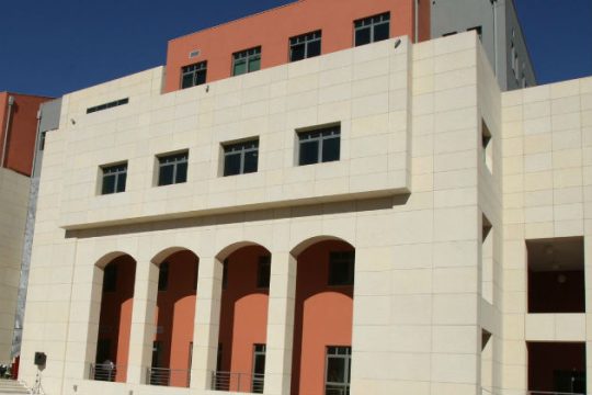 Συλλήψεις εφοριακών και λογιστή στην Κέρκυρα για κύκλωμα διαφθοράς