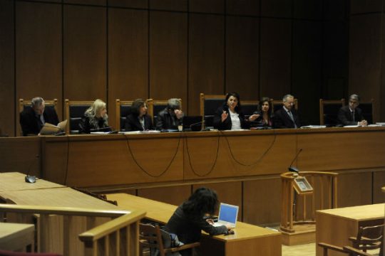 Απορίες δημοσιογράφων