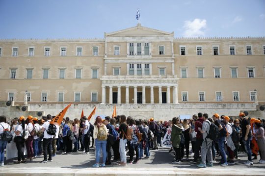 Αναβολή συζήτησης και ψήφισης του ν/σ για την ανώτατη εκπαίδευση