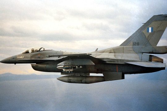 Τροπολογία για την αναβάθμιση των F-16