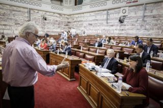 Ενας διορισμός με παρατράγουδα