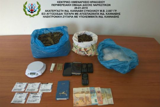 Διπλή σύλληψη στο λιμάνι του Ηρακλείου για ναρκωτικά