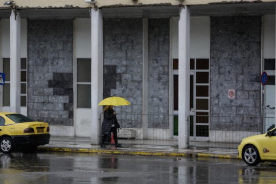 Νέα κακοκαιρία με βροχές και ανέμους έως 11 μποφόρ