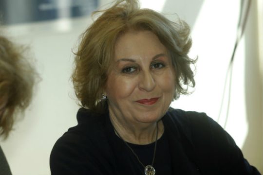 Η Καραμάνου πήγε Μέγαρο