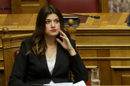 ΚΘΒΕ: Σε θετικό κλίμα η συνάντηση ηθοποιών με την υφ. Εσωτερικών