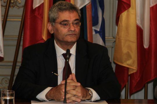 Αιχμές Μ. Κύρκου κατά Στ. Θεοδωράκη για τη Συμφωνία των Πρεσπών