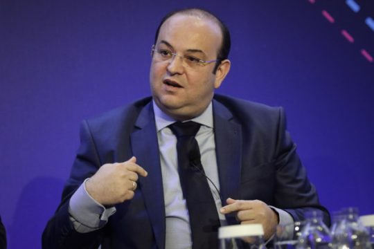 Λιάκος διαψεύδει «Φιλελεύθερο» για Στουρνάρα και Novartis