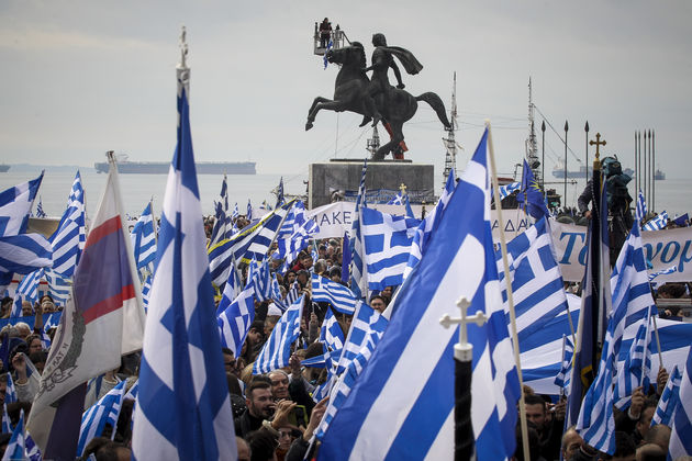 Να μιλήσουμε επιτέλους πολιτικά