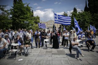 Συλλαλητήριο με ράσα