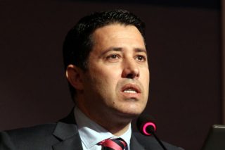 Τα κρίσιμα ερωτήματα για τον Μανιαδάκη
