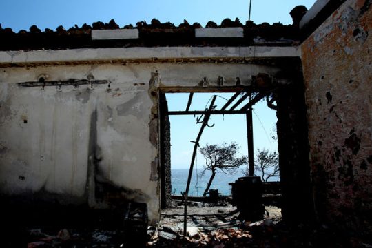 Πάνω από 7 εκατ. ευρώ για τους πυροπαθείς στην Αττική από τους εφοπλιστές