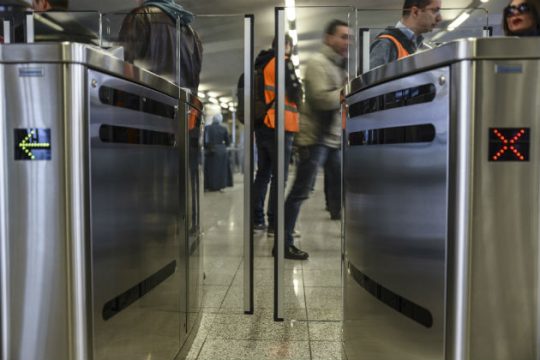 Δωρεάν η μετακίνηση για τους λιμενικούς σε Αττική και Θεσσαλονίκη