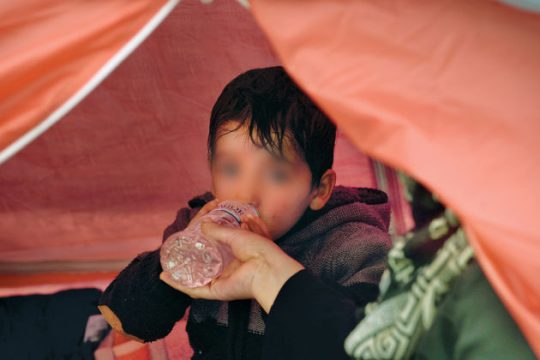 ΓΣΕΕ καλεί ΣΕΠΕ για τους εργαζομένους σε προσφυγικές δομές