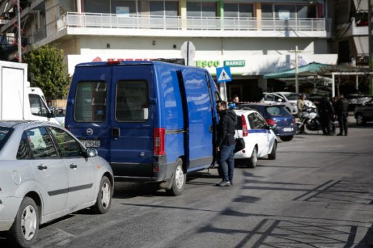 Ελεύθερος ο επιχειρηματίας που είχε απαχθεί στον Πειραιά